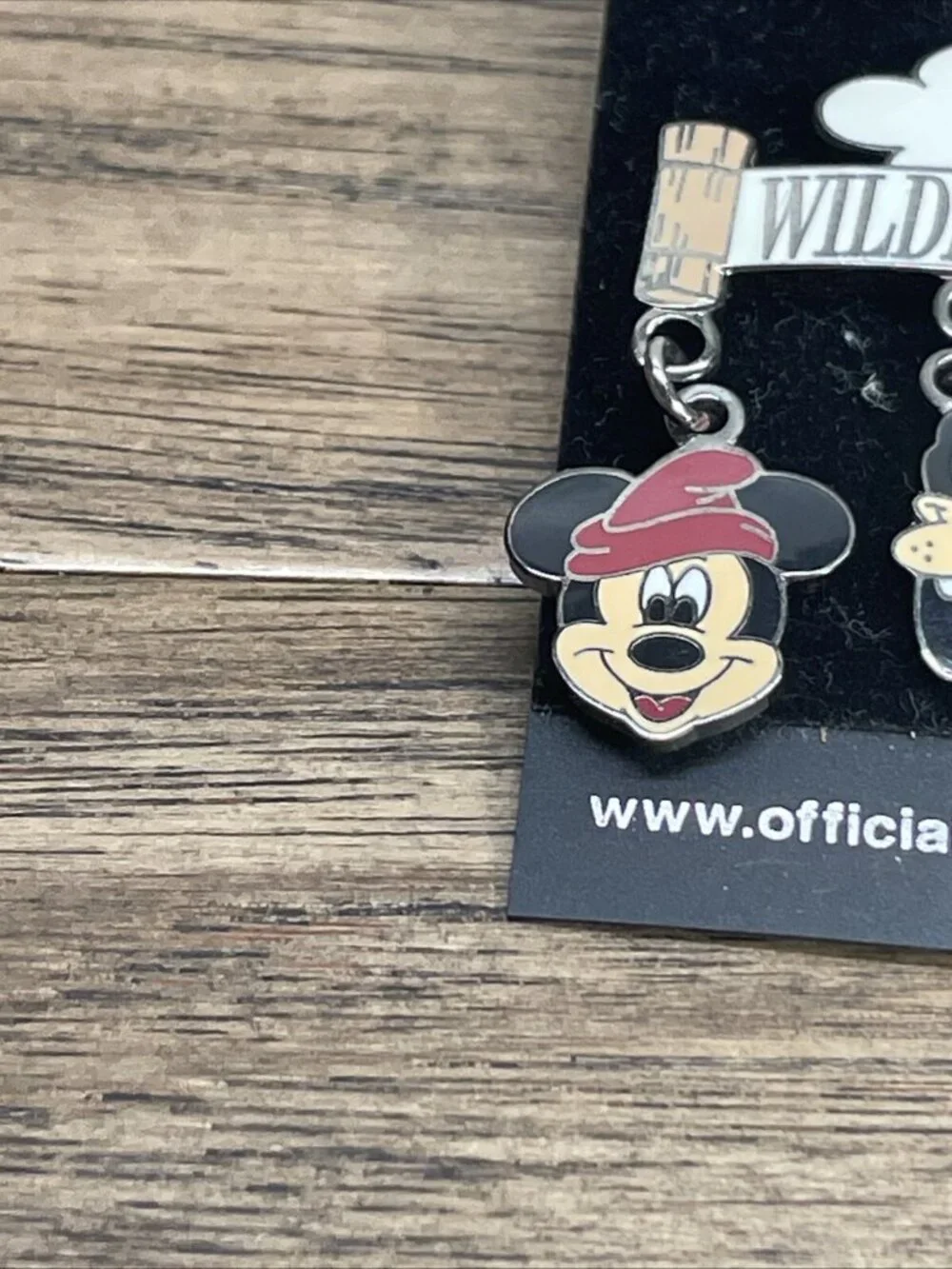 NEW Walt Disney World Wilderness Lodge Dangler Pin Mickey Goofy Donald KG JD